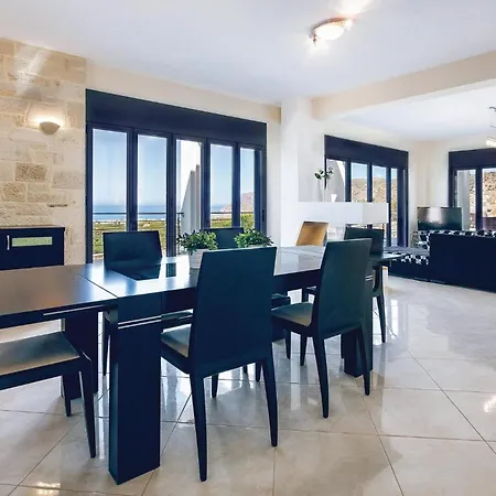 6 Bedroom Beautiful In Lasithi, Crete Дом отдыха Милатос