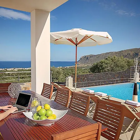 Semesterbostad 6 Bedroom Beautiful In Lasithi, Crete *